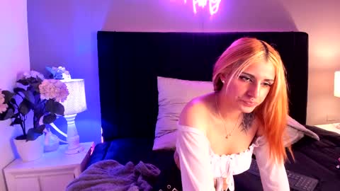 Scarlett online show from April 3, 4:08 am