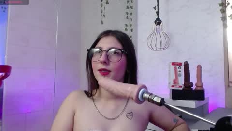 Snapshot of scarlettroxx chatting on October 10, 11:49 am Scarlet online show from October 10, 11:49 am