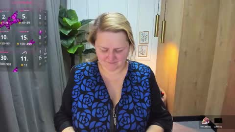 Scarlett online show from October 21, 5:34 am