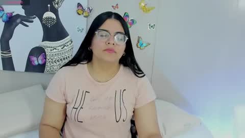 Snapshot of scarlettwhitmore chatting on October 7, 3:13 am Scarlett Whitmore online show from October 7, 3:13 am