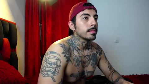 Alejandro help me to reach 200 thumps up online show from April 12, 7:56 am