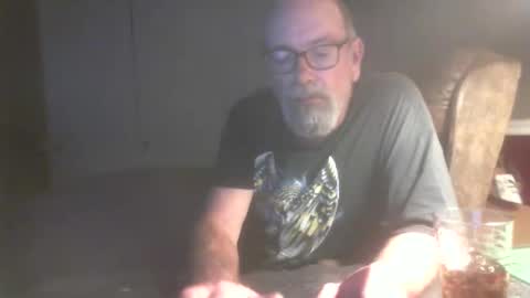 Snapshot of scotsman_62 chatting on October 27, 4:34 am scotsman_62 online show from October 27, 4:34 am