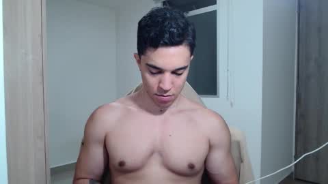 Twitter Scott brasher1 Instagram Camiloestuardo2 online show from January 25, 1:32 am