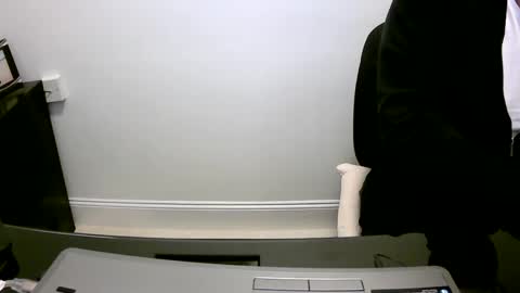 Snapshot of scotti30 chatting on January 9, 3:44 pm Scott online show from January 9, 3:44 pm