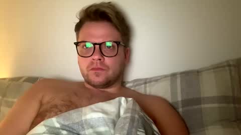 scottishboy6890 online show from February 11, 12:17 am