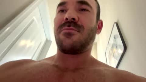 scottmiller2009 online show from September 16, 12:23 am