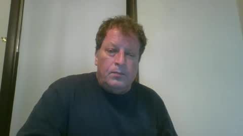 scottpbi52 online show from May 6, 2:06 am