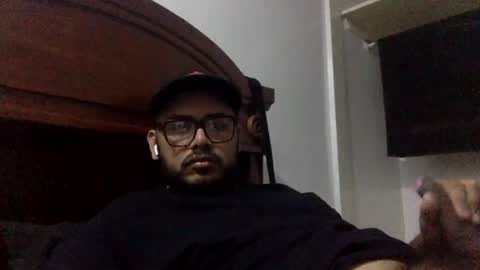 scrwedup_jux online show from May 8, 7:47 am