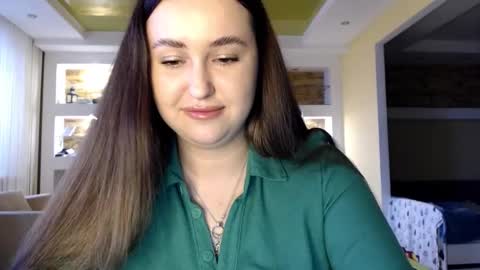 Snapshot of sea_cocktail chatting on February 3, 1:40 pm Elizabeth  online show from February 3, 1:40 pm