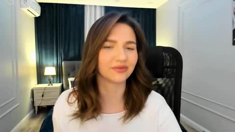 Kate online show from March 2, 5:47 pm