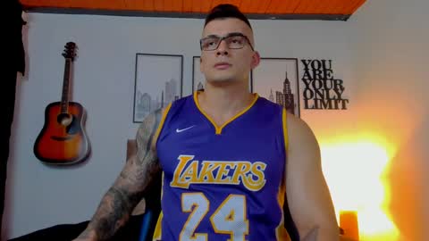 Sean Carrera online show from December 4, 8:12 pm