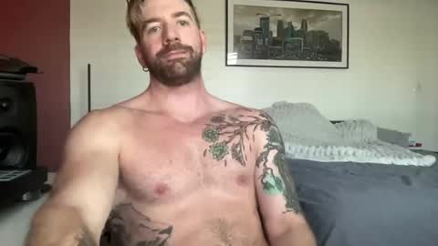 Sean Blue online show from August 2, 10:11 pm