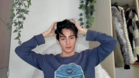 sebastian online show from March 8, 5:07 am