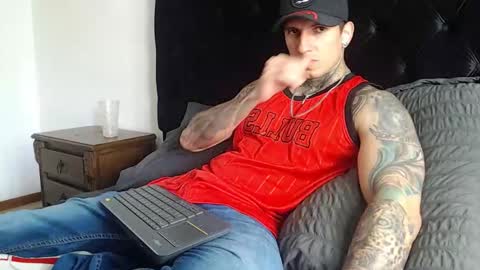 Sebastian online show from January 6, 6:34 pm