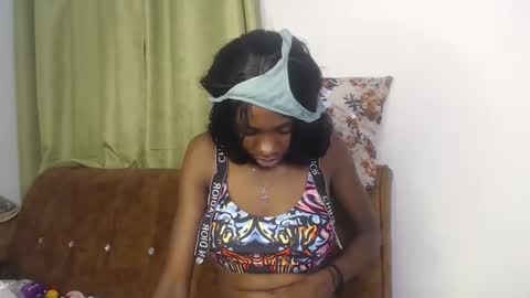 sebatrishaa online show from May 12, 3:48 am