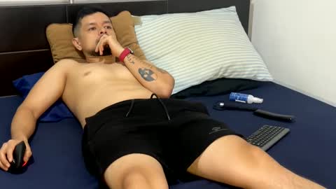 sebaz044 online show from November 24, 4:00 am