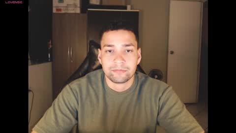 Snapshot of secretboy5000 chatting on October 3, 3:37 am Jex online show from October 3, 3:37 am