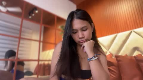 ellie online show from November 3, 5:25 pm