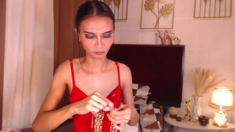 Maxien online show from February 4, 1:34 am