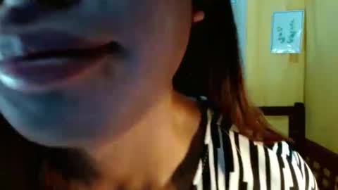 Snapshot of seductive_monicaxxx chatting on October 24, 4:13 am NIK online show from October 24, 4:13 am