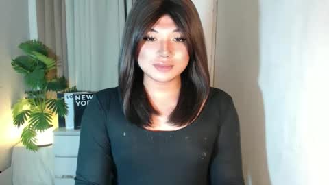 Deluxe online show from March 9, 10:31 am