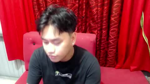 John online show from April 7, 9:55 am