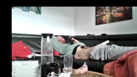 Snapshot of seeebi chatting on October 7, 8:54 am Sebastian online show from October 7, 8:54 am