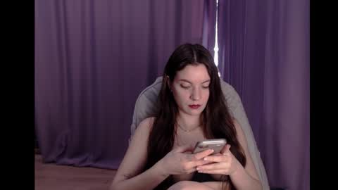 Emily online show from March 30, 9:31 am