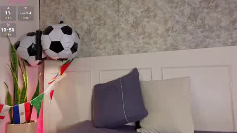 selen_marcell online show from July 14, 7:41 pm