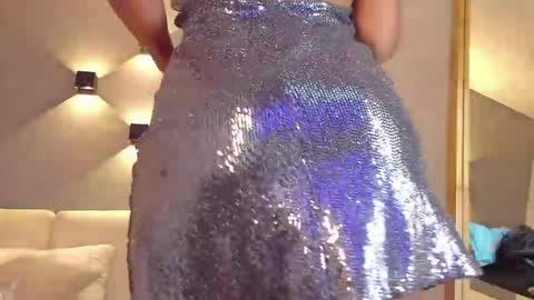 Selena online show from April 3, 10:22 am