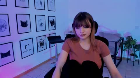 Selena ntmy online show from March 5, 7:49 pm