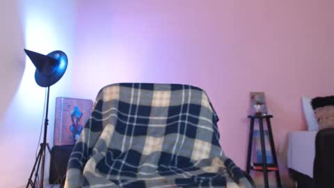 nathy online show from February 14, 8:21 am