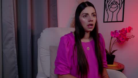 Selene Nova online show from April 7, 8:00 pm