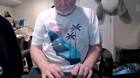 selkie2s online show from March 7, 9:09 am