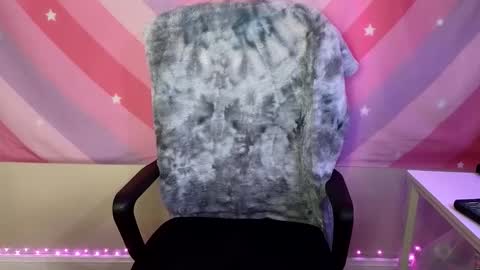 Goddess Ember online show from November 19, 6:28 pm