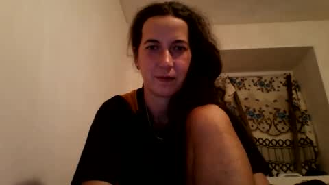 Snapshot of sendiarayl chatting on October 26, 6:18 pm sendiarayl online show from October 26, 6:18 pm