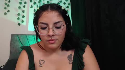 Camille and sophie online show from February 21, 2:50 am