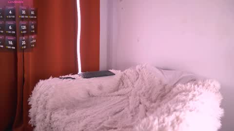 Jasmine online show from November 20, 3:09 pm