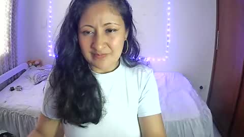 Snapshot of senthix1983 chatting on December 19, 7:51 pm senthix  heyy promo en OnlyFans aprovecha 85 descuento online show from December 19, 7:51 pm