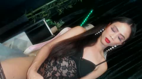 senyora_evangelista online show from April 16, 6:24 am