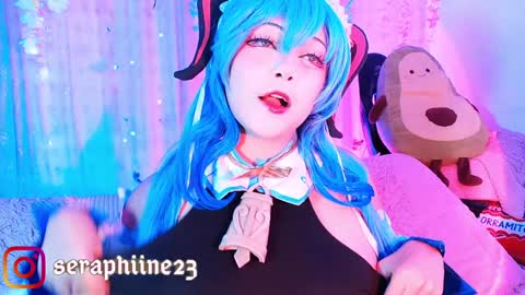 seraphine online show from January 12, 2:19 pm