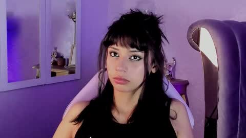 Seren  Follow me online show from October 8, 2:40 am