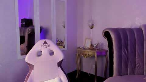 Seren  Follow me online show from September 19, 3:43 am