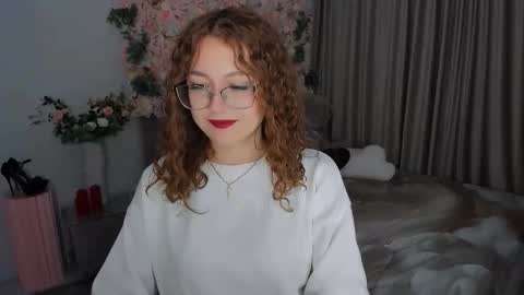 Ophelia online show from September 13, 8:44 pm