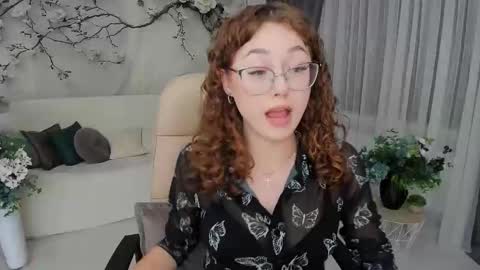 Ophelia online show from September 24, 4:36 pm