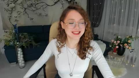 Ophelia online show from March 7, 5:24 pm