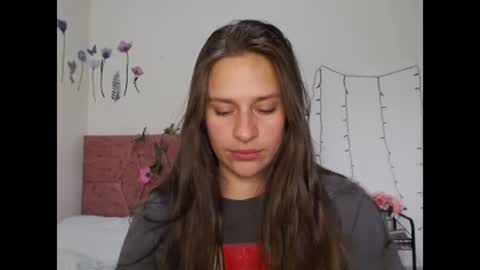 serenity_crystal online show from December 21, 9:58 pm