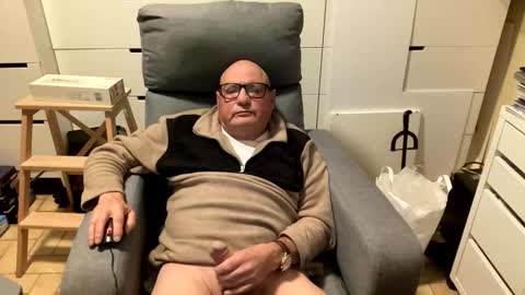 serge8413 online show from February 7, 12:02 am