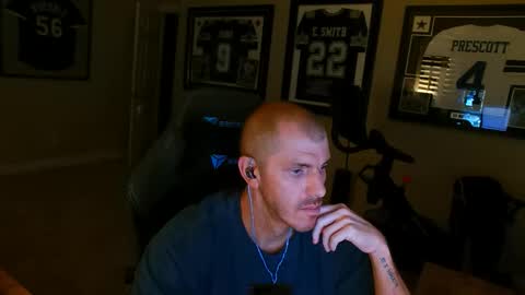 sex_l0v3r online show from May 16, 8:00 am