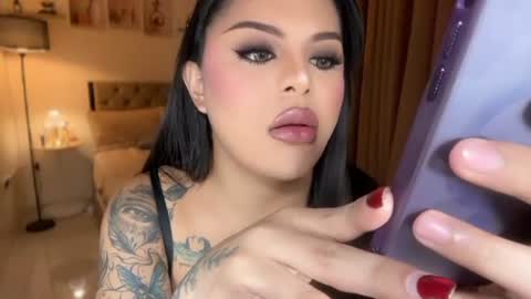 tan online show from July 28, 12:48 pm